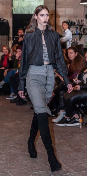 27390942-471E-43A9-8E33-4F21BC5D2929